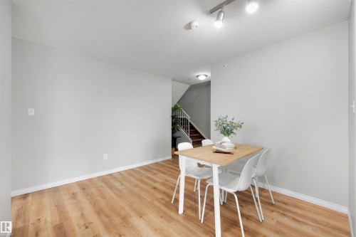 #427 3425 19 St Nw, Edmonton, AB - Indoor Photo Showing Dining Room