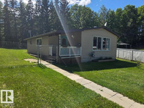 1618 Marine Crescent   Rural Lac Ste. Anne County, AB T0E 0A2