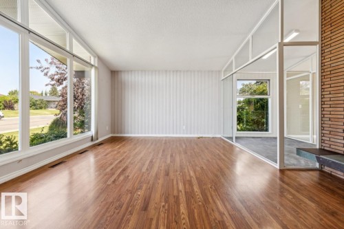 14011 71 Street Nw, Edmonton, AB 