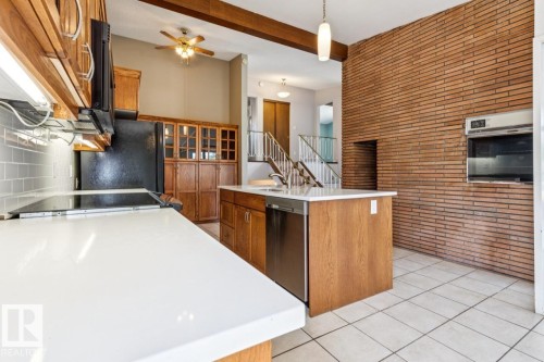 14011 71 Street Nw, Edmonton, AB 