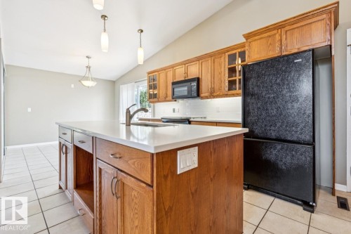 14011 71 Street Nw, Edmonton, AB 