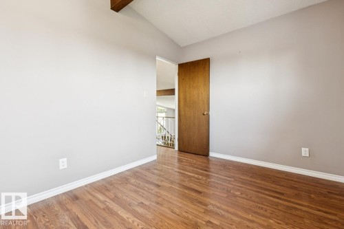 Top Floor - 14011 71 Street Nw, Edmonton, AB 