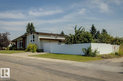 14011 71 Street Nw, Edmonton, AB 