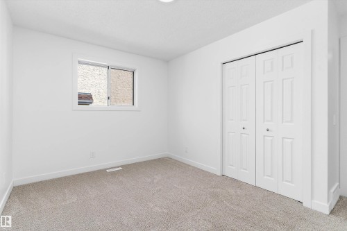 8311 184 Street Nw, Edmonton, AB - Indoor Photo Showing Other Room