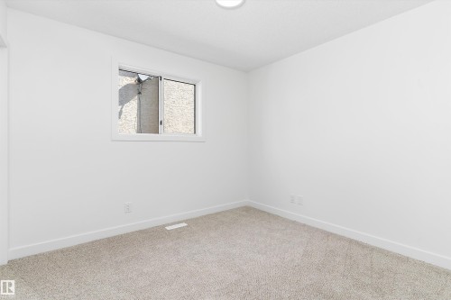 8311 184 Street Nw, Edmonton, AB - Indoor Photo Showing Other Room
