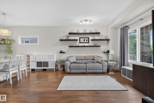 325 Hawks Ridge Boulevard Nw, Edmonton, AB 
