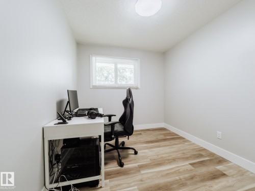 15011 59 Street Nw, Edmonton, AB 