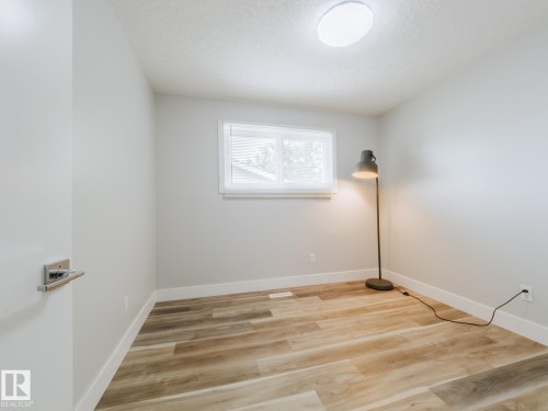 15011 59 Street Nw, Edmonton, AB 