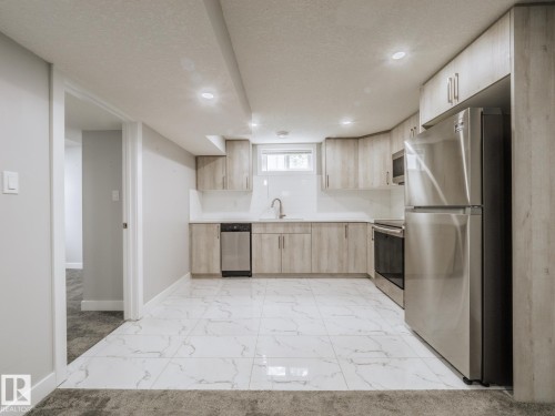 15011 59 Street Nw, Edmonton, AB 