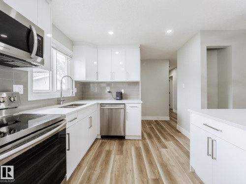15011 59 Street Nw, Edmonton, AB 