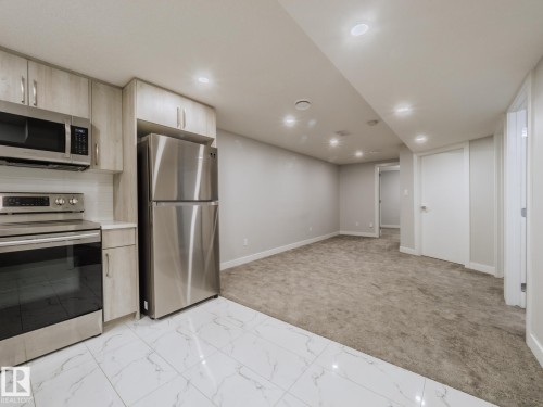 15011 59 Street Nw, Edmonton, AB 