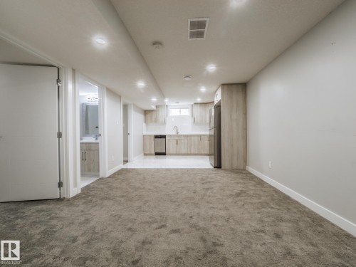 15011 59 Street Nw, Edmonton, AB 