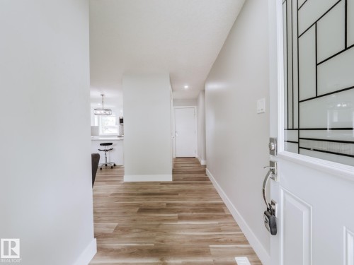 15011 59 Street Nw, Edmonton, AB 