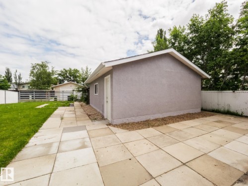 15011 59 Street Nw, Edmonton, AB 