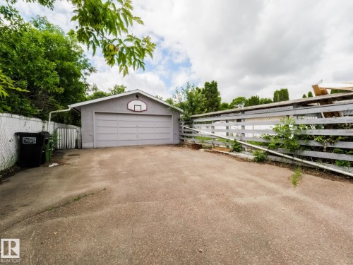 15011 59 Street Nw, Edmonton, AB 