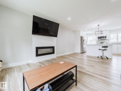 15011 59 Street Nw, Edmonton, AB 