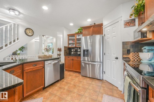 570 Glenwright Crescent Nw, Edmonton, AB 