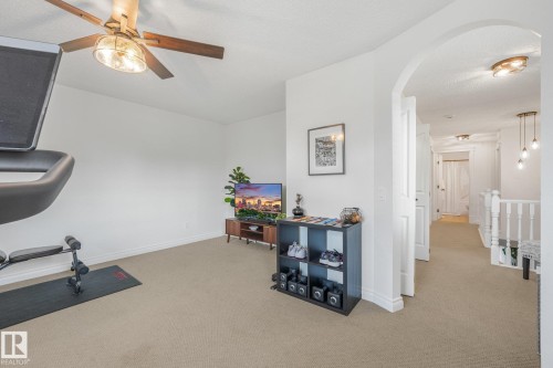 570 Glenwright Crescent Nw, Edmonton, AB 
