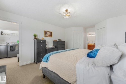 570 Glenwright Crescent Nw, Edmonton, AB 