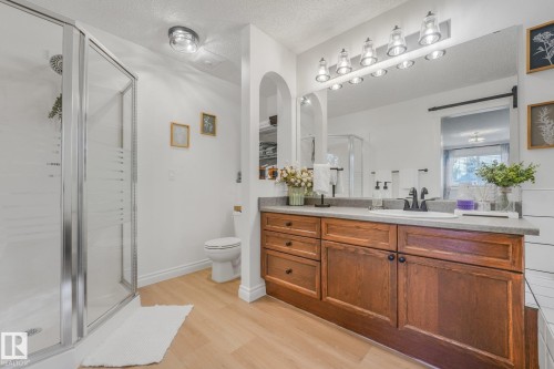 570 Glenwright Crescent Nw, Edmonton, AB 