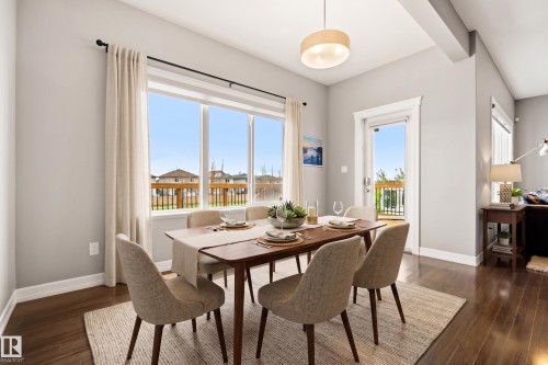 1455 Hays Way Nw, Edmonton, AB - Indoor Photo Showing Dining Room