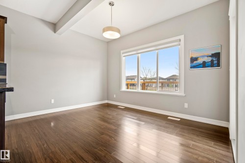 1455 Hays Way Nw, Edmonton, AB - Indoor Photo Showing Other Room