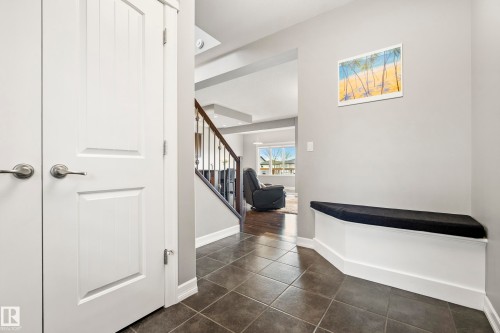 1455 Hays Way Nw, Edmonton, AB - Indoor Photo Showing Other Room