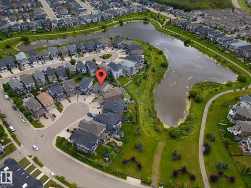 Residential property situated on a cul-de-sac, offering proximity to a large pond and paved walking paths - 914 Crystallina Nera Way Nw, Edmonton, AB 