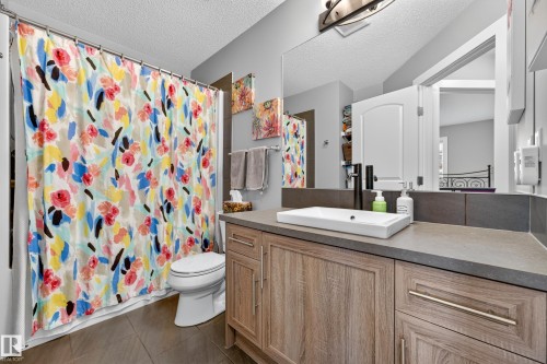 2821 Maple Way Nw, Edmonton, AB 