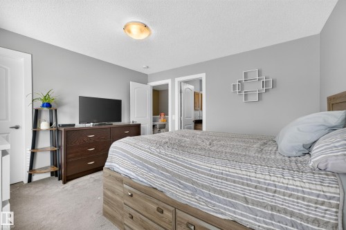 2821 Maple Way Nw, Edmonton, AB 