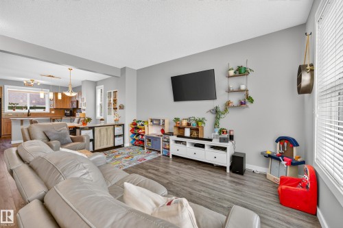 2821 Maple Way Nw, Edmonton, AB 