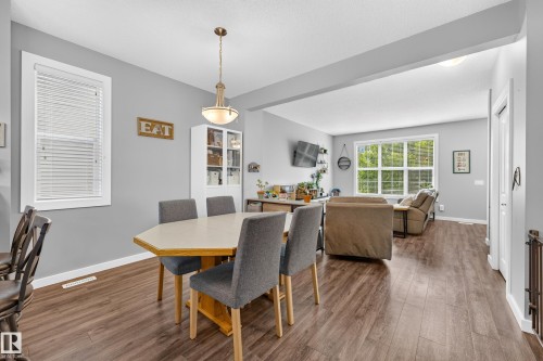 2821 Maple Way Nw, Edmonton, AB 