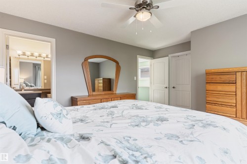 415 Keystone Way, Leduc, AB 