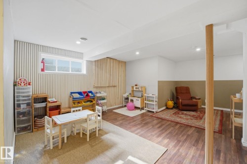 Finished lower level well lit and cozy - 17621 10 Avenue Sw, Edmonton, AB - Indoor