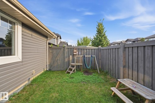 Fenced backyard - 17621 10 Avenue Sw, Edmonton, AB - Outdoor