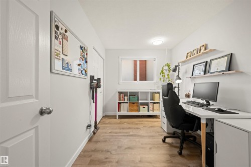 17308 78 Avenue Nw, Edmonton, AB 