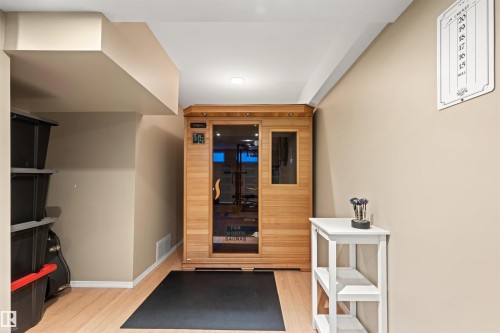 17308 78 Avenue Nw, Edmonton, AB 