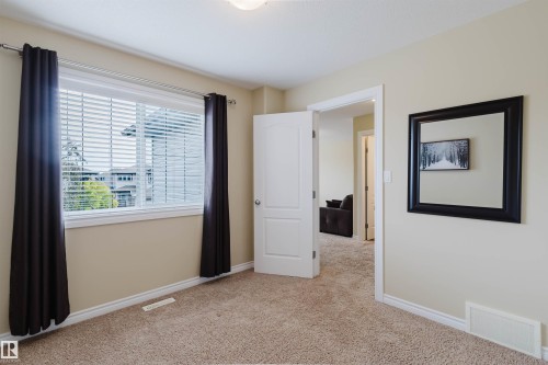 1908 Hammond Place Nw, Edmonton, AB 