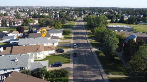 Additional content - 3015 37 Street Nw, Edmonton, AB 