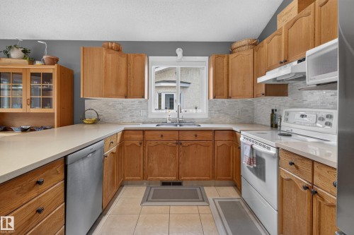 102 Coachman Way, Sherwood Park, AB 
