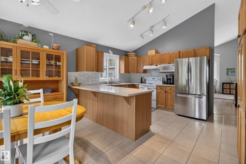 102 Coachman Way, Sherwood Park, AB 