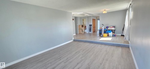 5721 48 Street, Vegreville, AB 