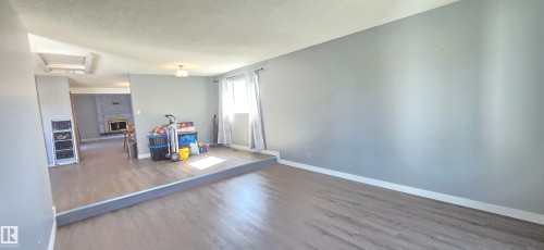 5721 48 Street, Vegreville, AB 