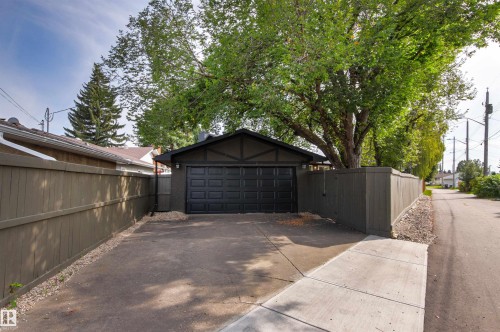 4112 111B Street Nw, Edmonton, AB 