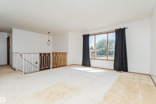 10530 173A Avenue Nw, Edmonton, AB 