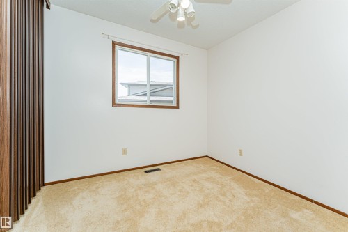 10530 173A Avenue Nw, Edmonton, AB 