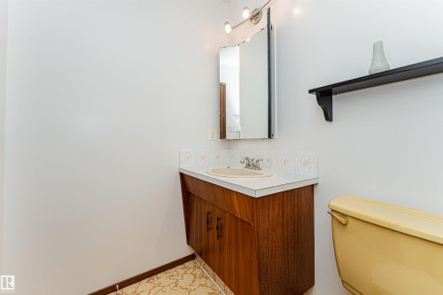 10530 173A Avenue Nw, Edmonton, AB 