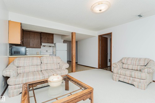 10530 173A Avenue Nw, Edmonton, AB 