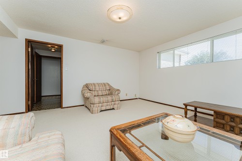 10530 173A Avenue Nw, Edmonton, AB 