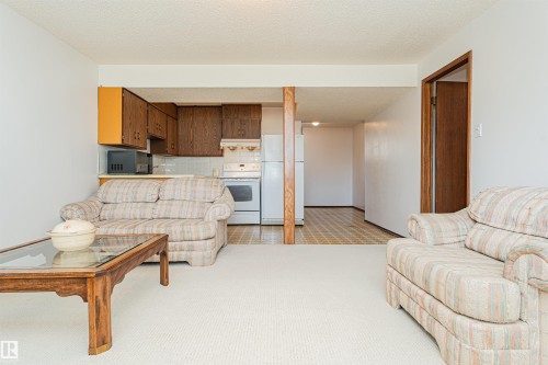 10530 173A Avenue Nw, Edmonton, AB 